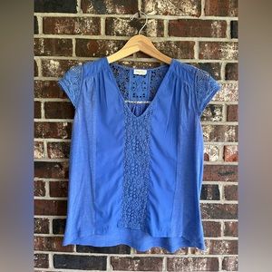 Anthropologie Meadow Rue Periwinkle Cap Sleeve Blouse-Size XS